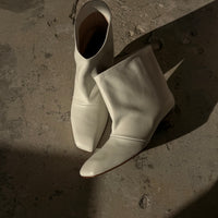 Lavenue Boot - White
