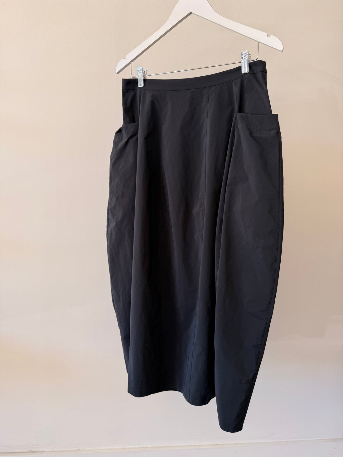 Nylon Lantern Skirt - Black