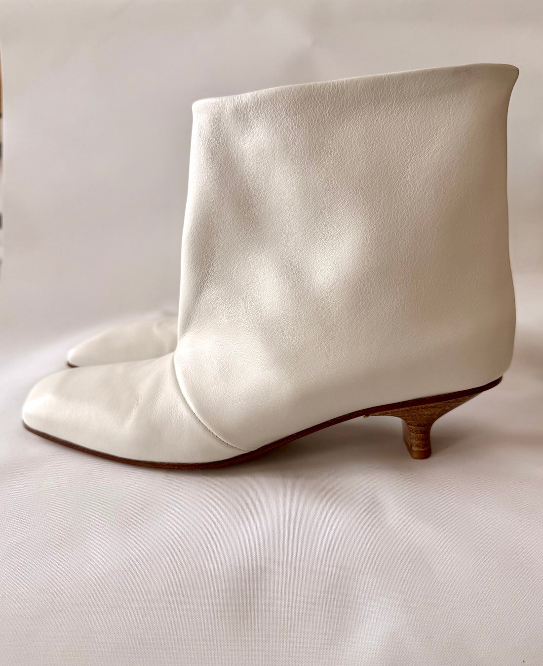 Lavenue Boot - White