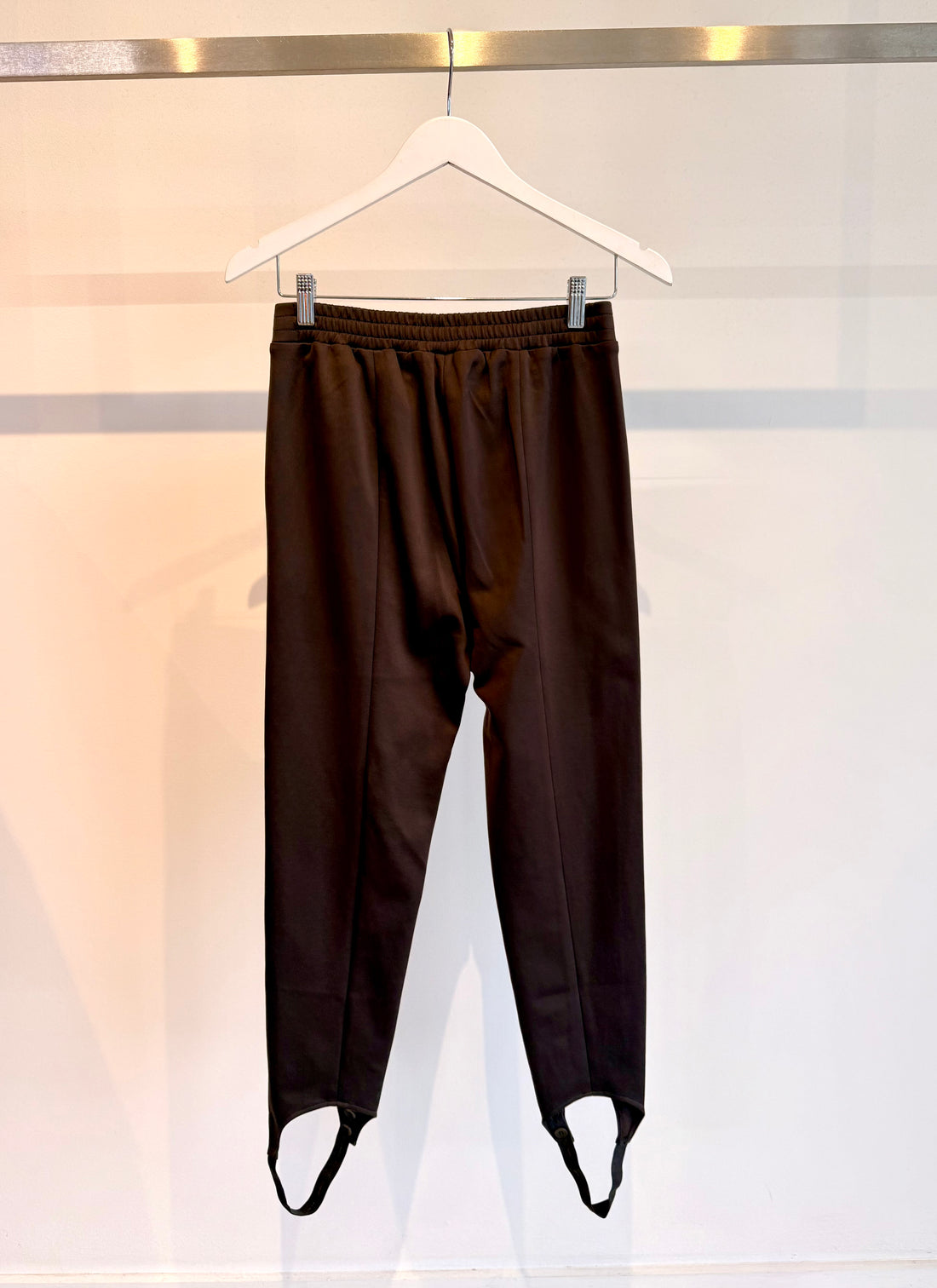 Active Knit Sporty Stirrup Pant - Burnt Umber