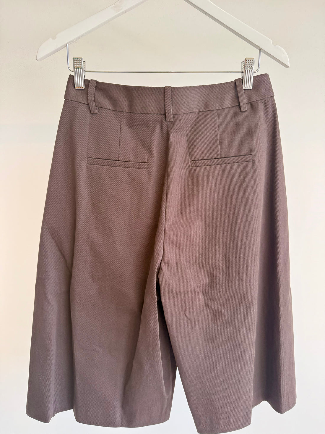 Tucked Pleated Wide Leg Short - Brown