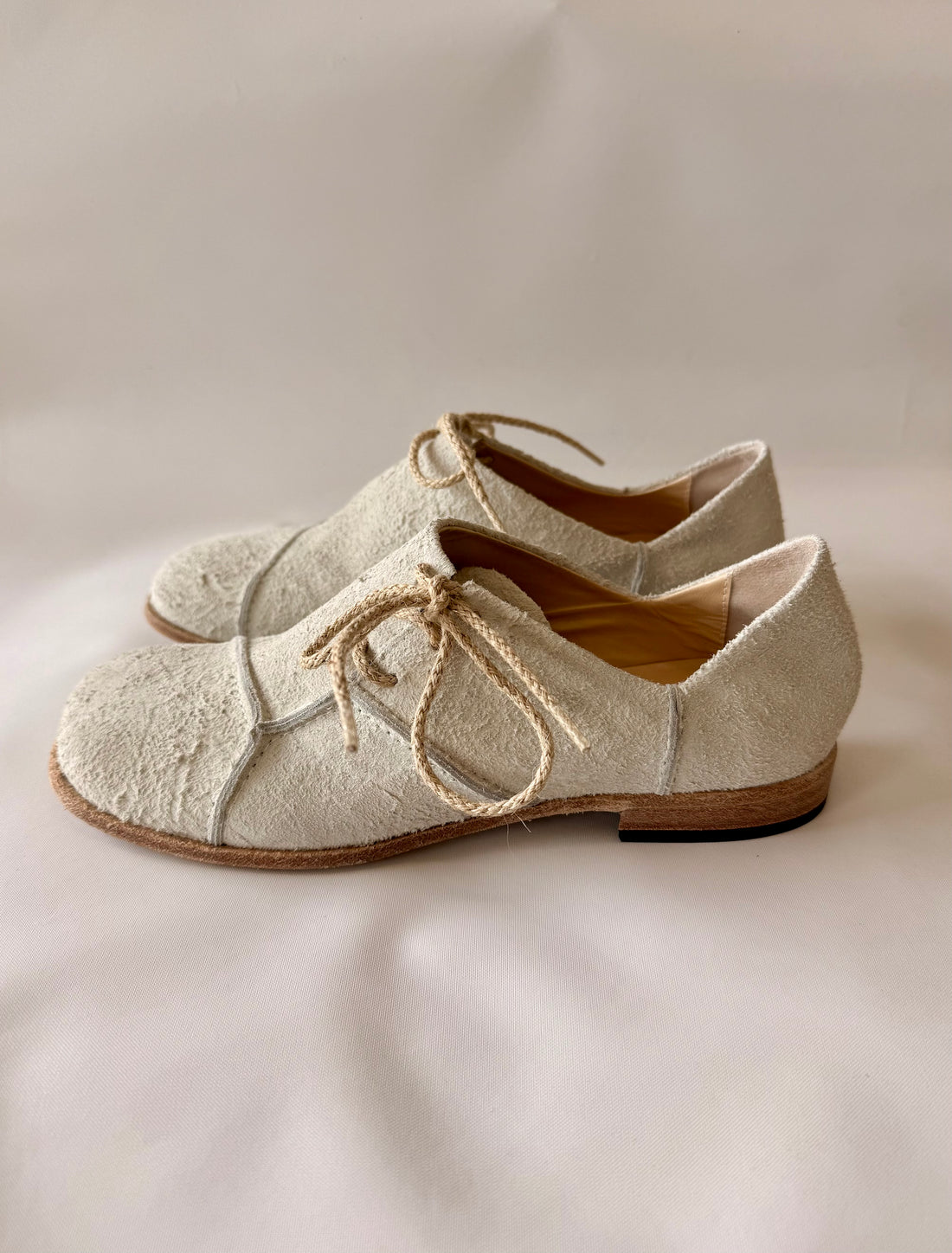 Asymetrical Derby Shoe - Latte