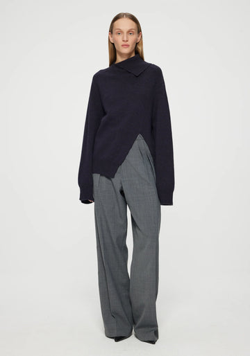Wool Cashmere Slanted Slanted Collar Knit - Navy