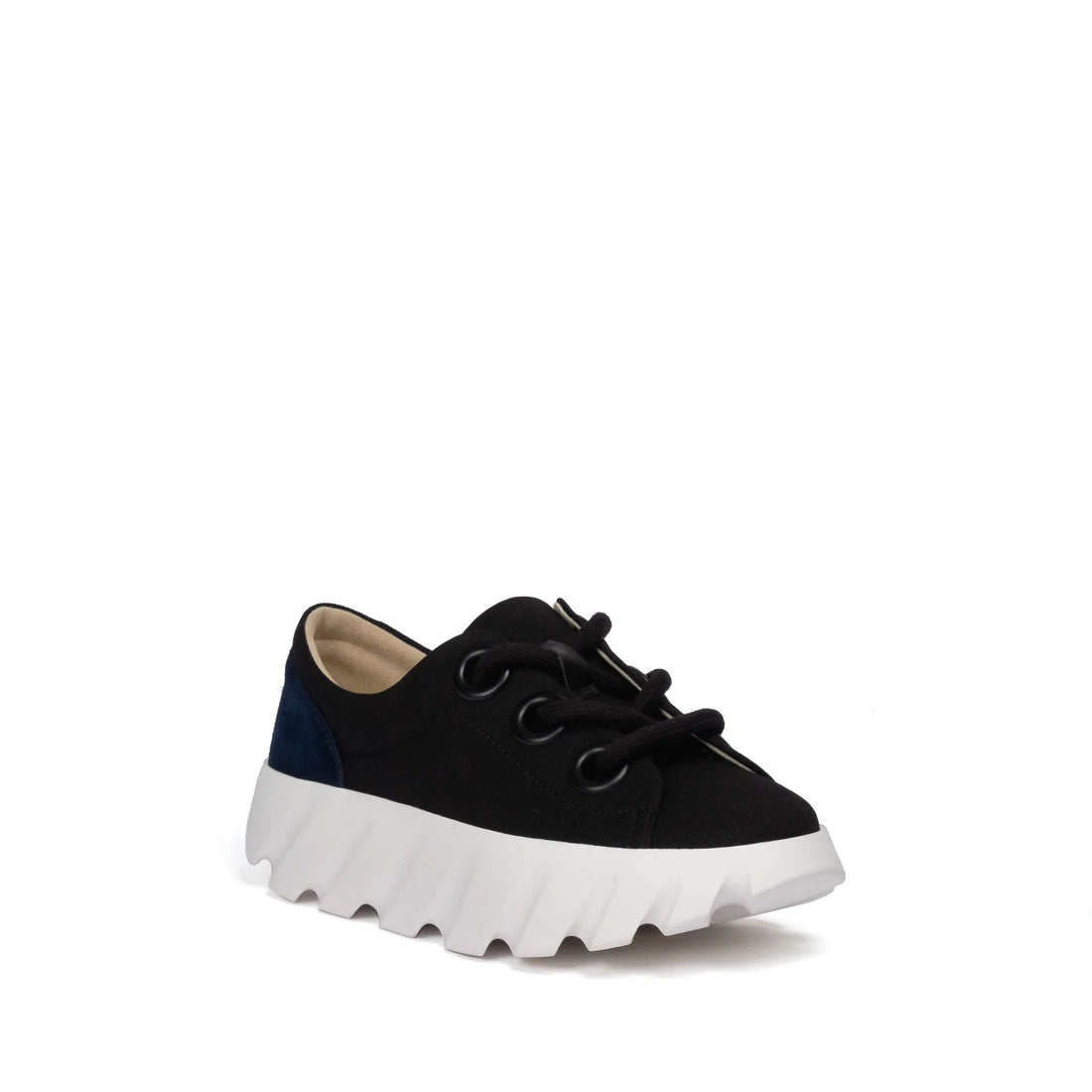 Tura Sneaker - Black