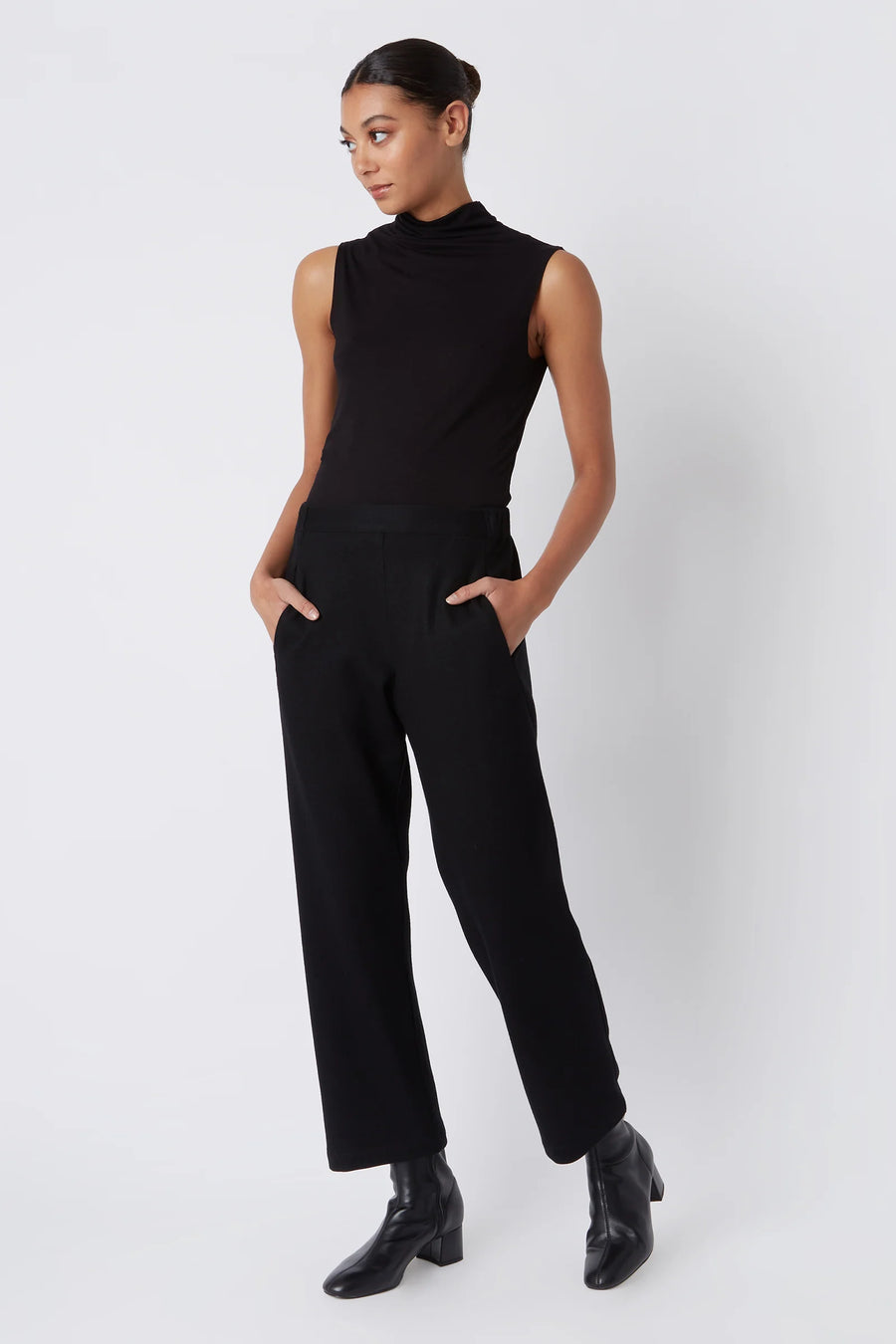 Brit Angle Seam Crop Pant - Midnight