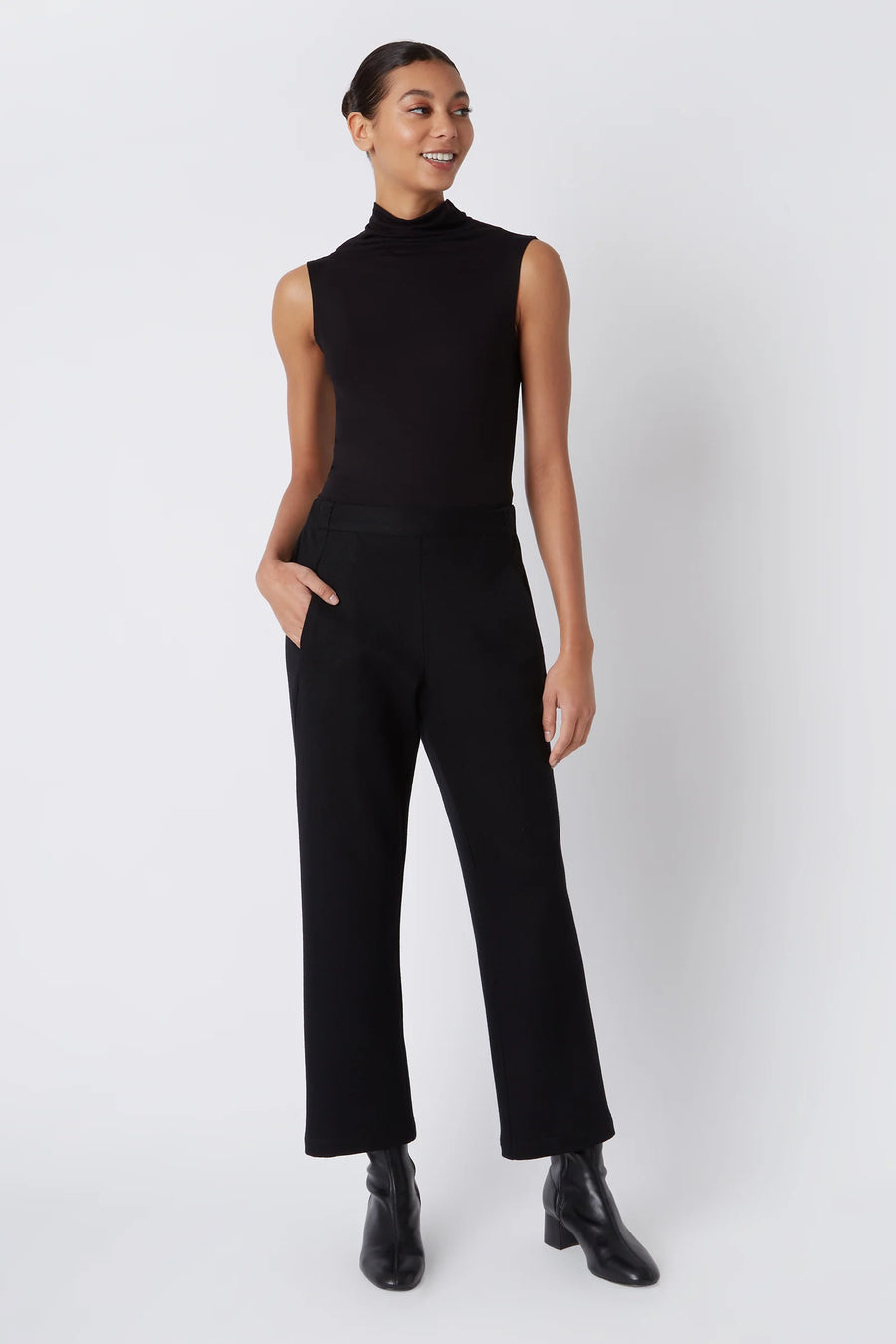 Brit Angle Seam Crop Pant - Midnight